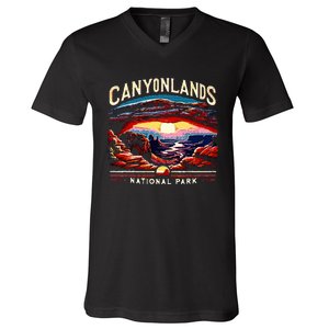 Canyonlands National Park Sunset Landscape Graphic V-Neck T-Shirt