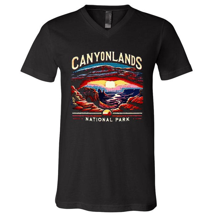 Canyonlands National Park Sunset Landscape Graphic V-Neck T-Shirt