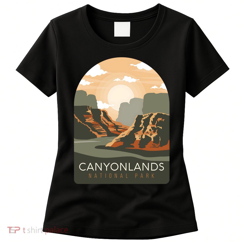 Canyonlands National Park Utah Zion Bryce Canyon Arches USA Womens T-Shirt
