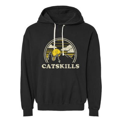 Catskills New York Ny Vintage Hiking Mountains Garment-Dyed Fleece Hoodie