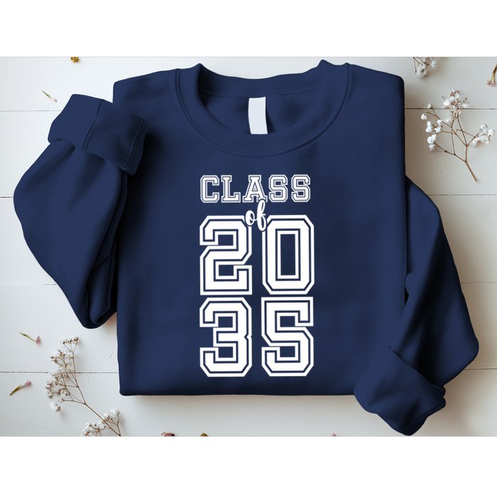 Class Of 2035 Graduate Sweatshirt