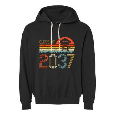 Class Of 2037 Grow With Me Prek Graduate Vintage Retro Garment-Dyed Fleece Hoodie