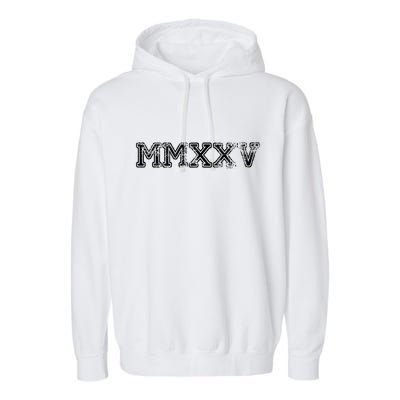Class Of 2025 Mmxxv Graduation Spirit Vintage Senior 2025 Copy Garment-Dyed Fleece Hoodie