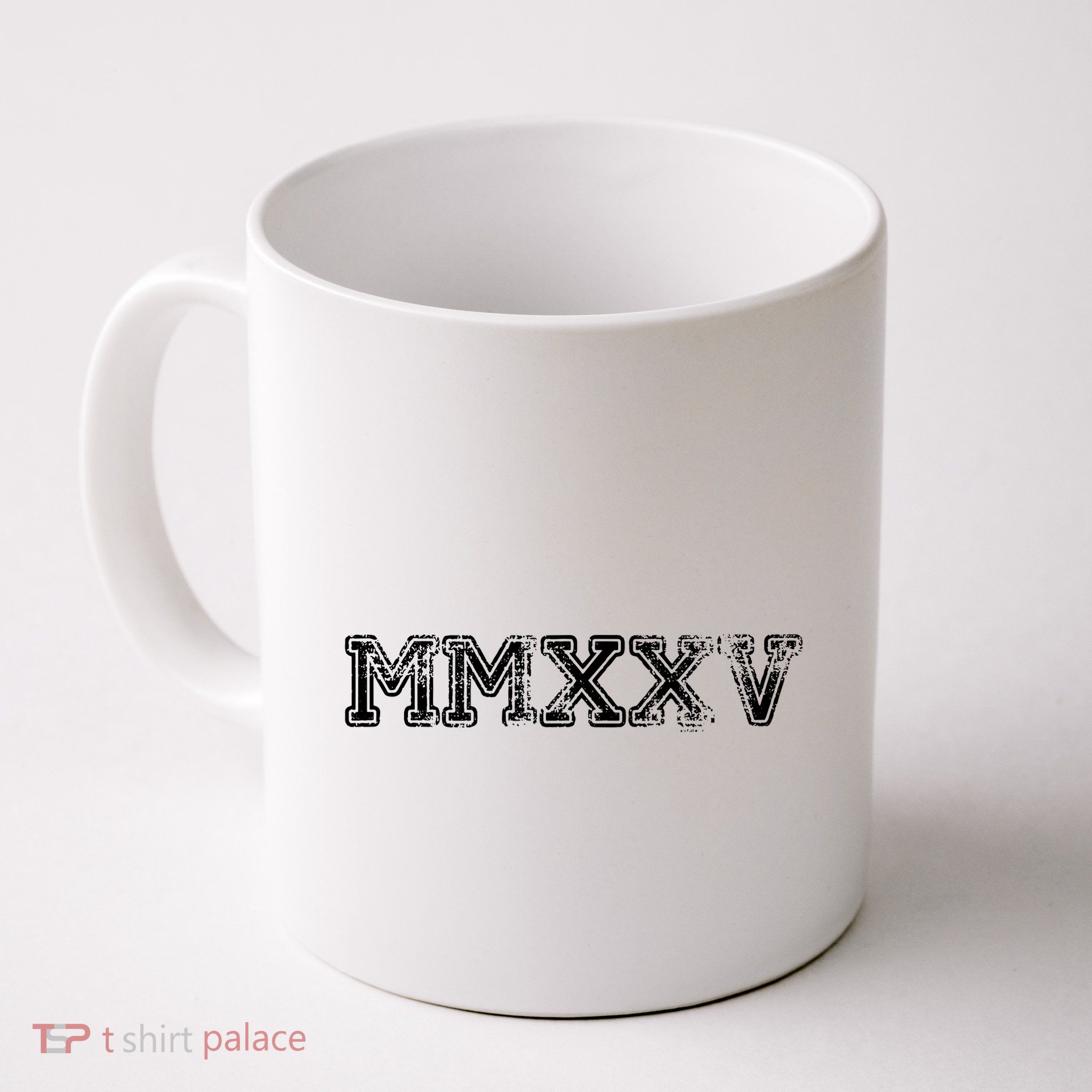 Class Of 2025 Mmxxv Graduation Spirit Vintage Senior 2025 Copy Mug