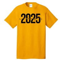 Class Of 2025 Vintage Graduation Tall T-Shirt