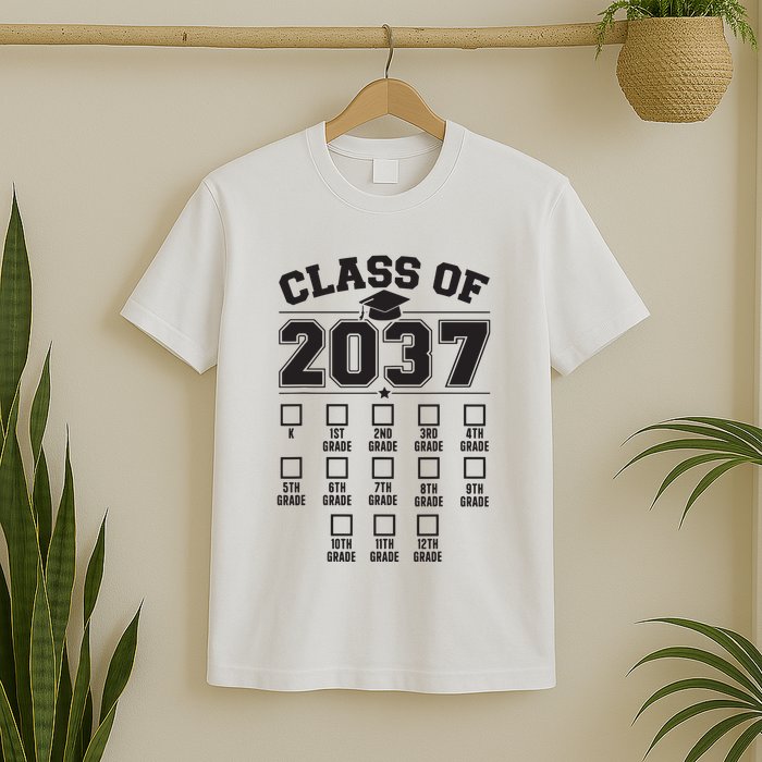 Class Of 2037 Grow With Me Checklist Kindergarten 12th Grade T-Shirt