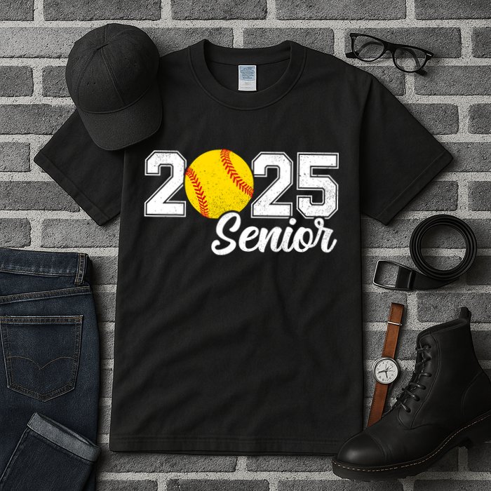Class Of 2025 Softball Senior Retro Senior 2025 Softball Tall T-Shirt