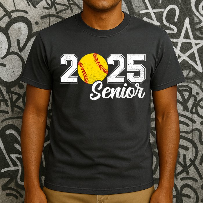 Class Of 2025 Softball Senior Retro Senior 2025 Softball T-Shirt