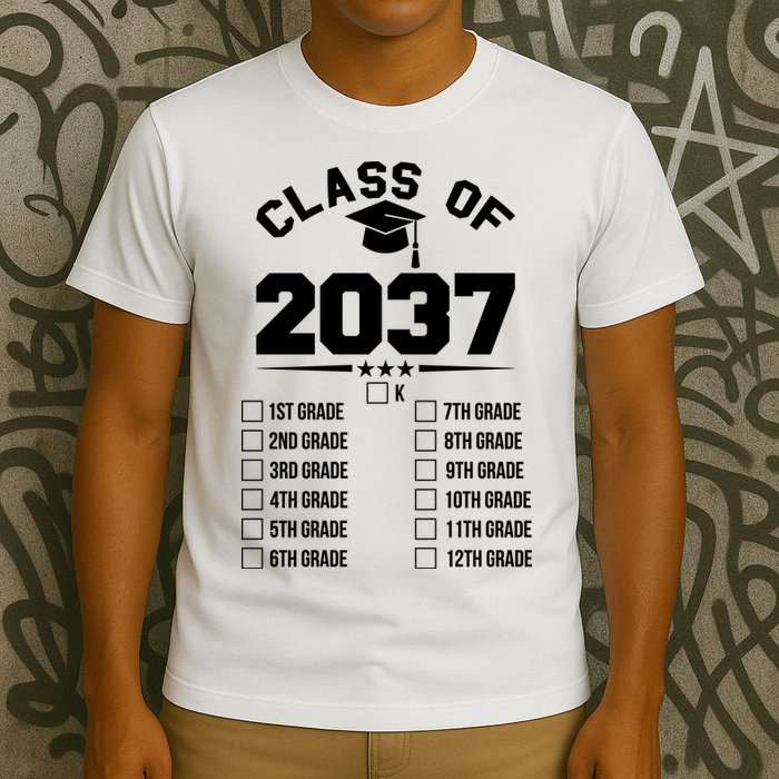 Class Of 2037 Grow With Me Checklist Kindergarten 12th Grade T-Shirt
