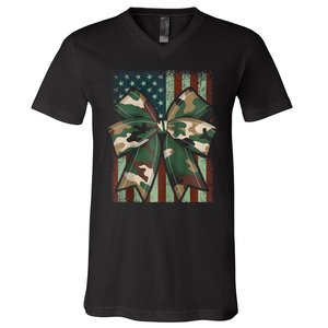 Camouflage Old Camo Bow Camo Coquette Bow Hunting Girl Women V-Neck T-Shirt