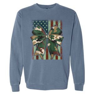 Camouflage Old Camo Bow Camo Coquette Bow Hunting Girl Women Garment-Dyed Sweatshirt