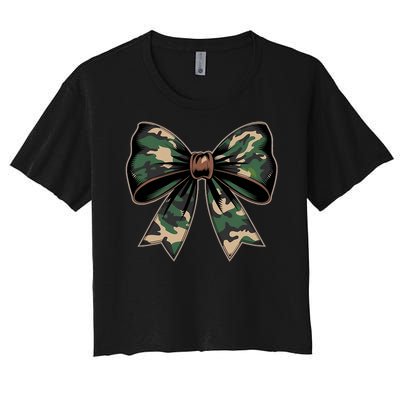 Camouflage Old Camo Bow Camo Coquette Bow Hunting Women's Crop Top Tee