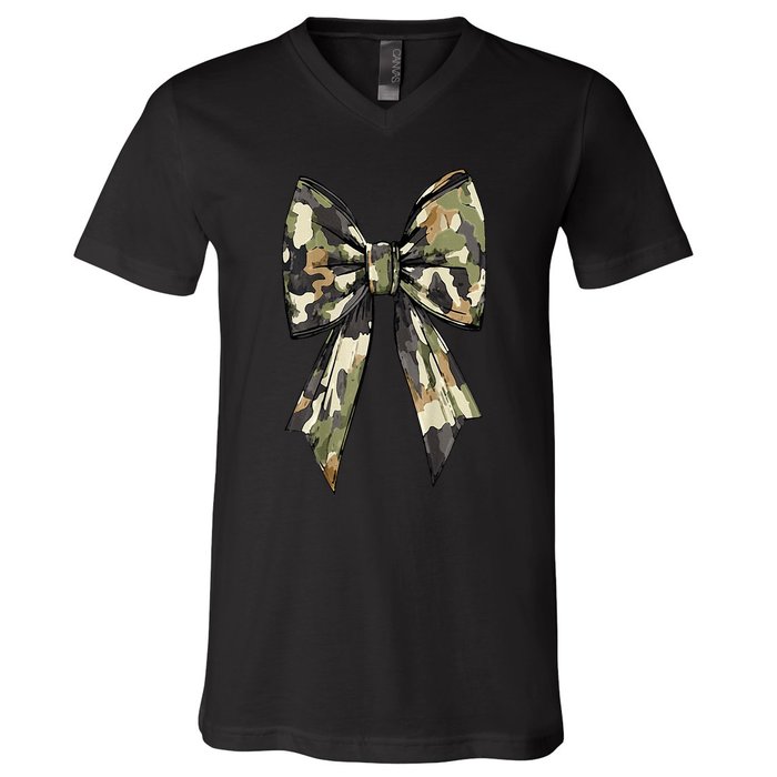 Camouflage Old Camo Bow Camo Coquette Bow Hunting Women Girl V-Neck T-Shirt