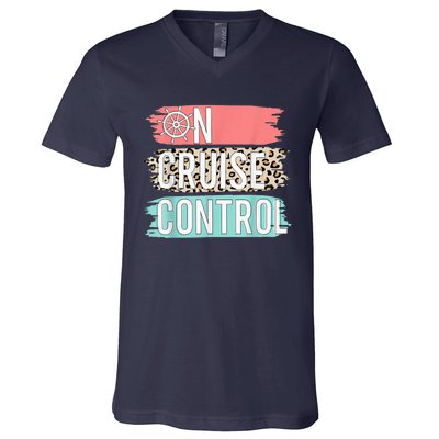 Control On Cruise Leopard Funny Summer Vacation Family Wo V-Neck T-Shirt