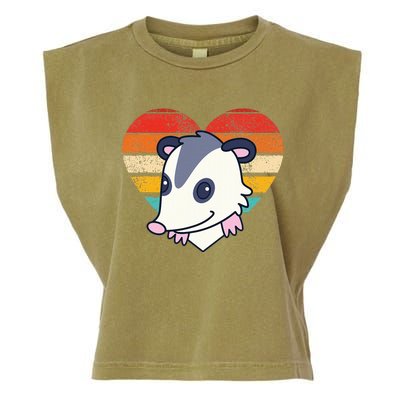 Cute Opossum Design Retro Heart Shape Vintage Garment-Dyed Women's Muscle Tee