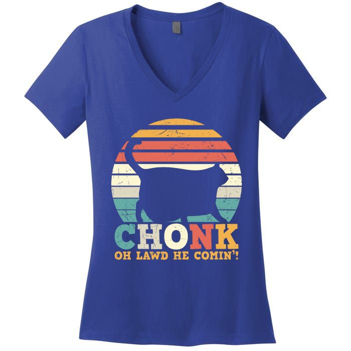 Chonk Oh Lawd He Comin' Cat Scale Meme Funny Cat Lover Cat Day Women's V-Neck T-Shirt