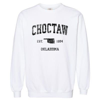 Choctaw Oklahoma Ok Vintage Sports Garment-Dyed Sweatshirt