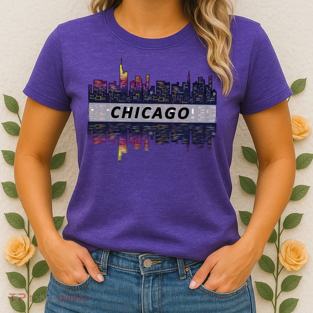 Cool Chicago Skyline Womens T-Shirt
