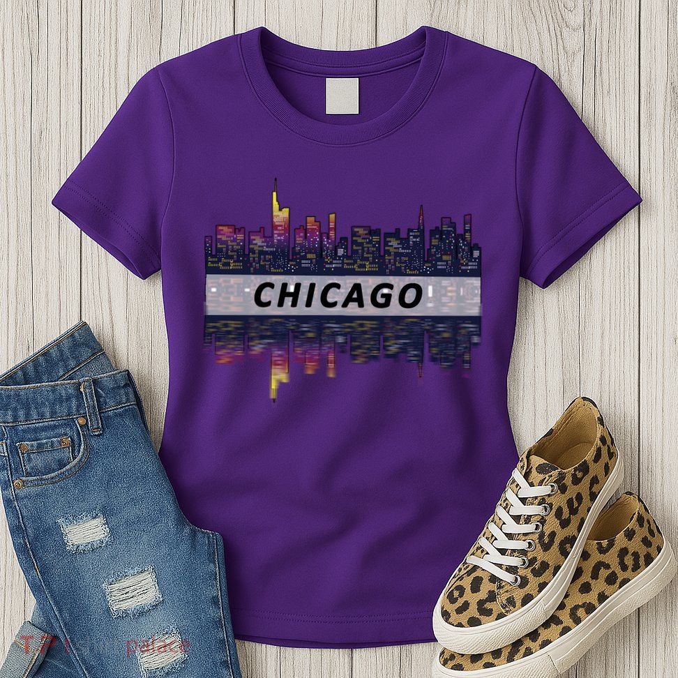 Cool Chicago Skyline Womens T-Shirt