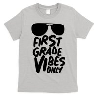 Cool First Grade Vibes Only Back to School T-Shirt