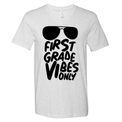 Cool First Grade Vibes Only Back to School V-Neck T-Shirt