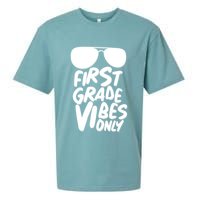 Cool First Grade Vibes Only Back to School Sueded Cloud Jersey T-Shirt