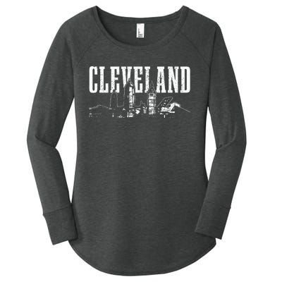 Cleveland Ohio Skyline Pride Vintage Cleveland Women's Perfect Tri Tunic Long Sleeve Shirt