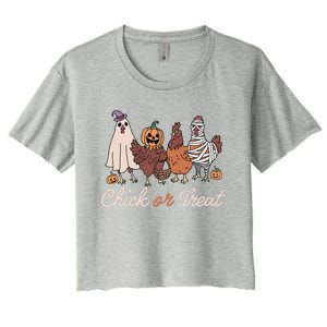 Chick Or Treat Halloween Witch Spooky Chicken Women's Crop Top Tee