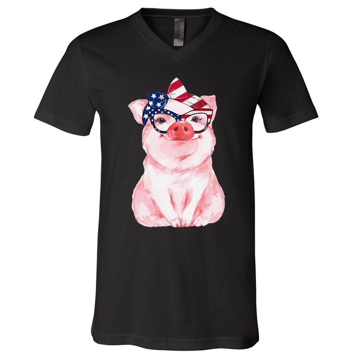 Cute Pig 4th Of July USA Flag Patriotic American Piggy Joke V-Neck T-Shirt