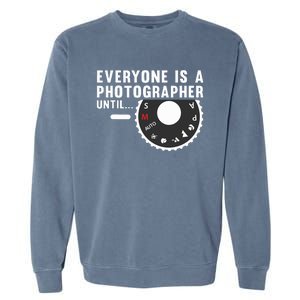 Cool Photographer Art For Men Women Photography Camera Lover Garment-Dyed Sweatshirt