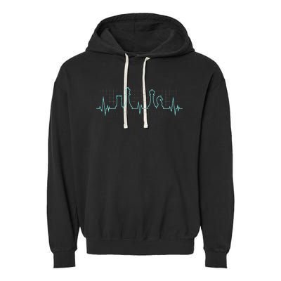 Chess Player Chess Club Chess Heartbeat Love Chess Chess Garment-Dyed Fleece Hoodie