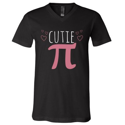 Cutie Pi Hearts Happy Pi Day Gift For Moth Lovers V-Neck T-Shirt