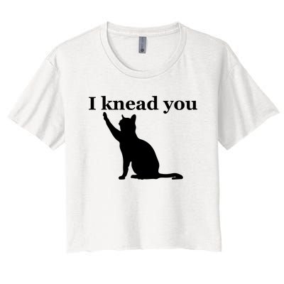 Cat Pun. I Knead You Kneading Cat. Kitty Biscuits Animal Pun Women's Crop Top Tee