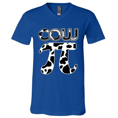 Cow Pi National Pi Day Farmer Pun Math Numbers 3 14 March 14 Gift V-Neck T-Shirt