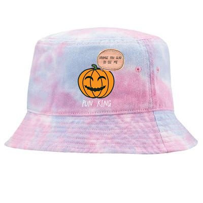 Carved Pumpkin Pun King Funny Halloween Pun Joke Dad Joke Gift Tie-Dyed Bucket Hat