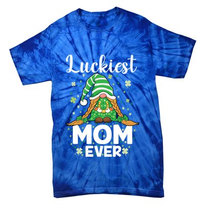 Check Plaid Pattern Luckiest Mom Ever St Patrick Day Gnomes Gift Tie-Dye T-Shirt