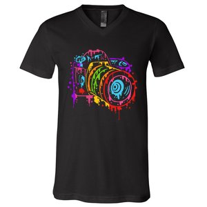 Camera Photograph Photography Making Pictures Art Artist V-Neck T-Shirt