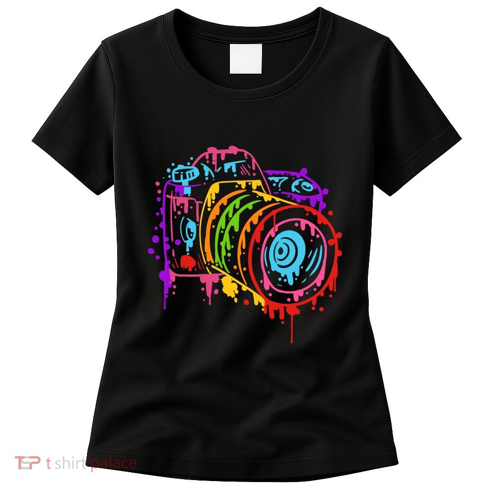 Camera Photograph Photography Making Pictures Art Artist Womens T-Shirt