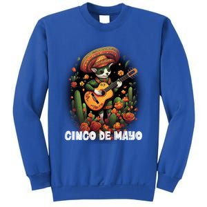 Cute Pembroke Welsh Dog Cinco De Mayo Mexican Holiday Attire Gift Sweatshirt