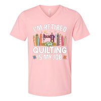 Cool Quilting Art Mom Grandma Stitch Sewer Quilter V-Neck T-Shirt