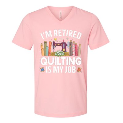 Cool Quilting Art Mom Grandma Stitch Sewer Quilter V-Neck T-Shirt