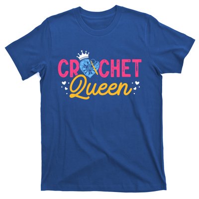 Crochet Queen Crocheting Knitting Crochet Lovers Knitters Funny Gift T-Shirt