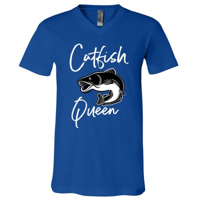 Catfish Queen Design Catfish Farmer Idea Cool Gift V-Neck T-Shirt