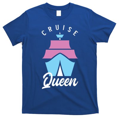 Cruise Queen Funny Cruising Cool Gift T-Shirt