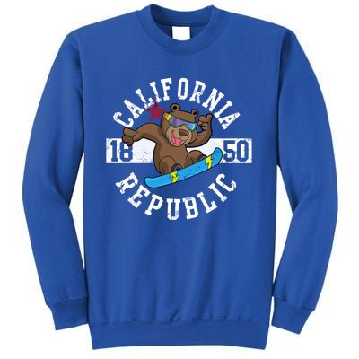 California Republic Bear Snowboarder Snowboarding Snowboard Cute Gift Sweatshirt