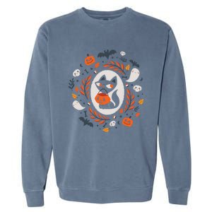 Cute Retro Black Cat Fall Halloween Gift Garment-Dyed Sweatshirt