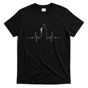 Cool Rock Climbing For Men Women Mountain Rock Climbers EKG T-Shirt