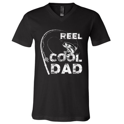 Cute Reel Cool Dad Fishing Daddy Fathers Day Funny V-Neck T-Shirt