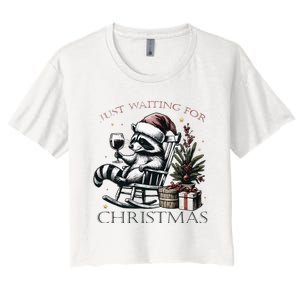 Christmas Raccoon Women's Crop Top Tee