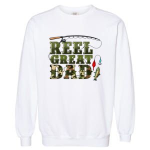 Camouflage Reel Great Dad Fishing Happy Fathers Day Garment-Dyed Sweatshirt